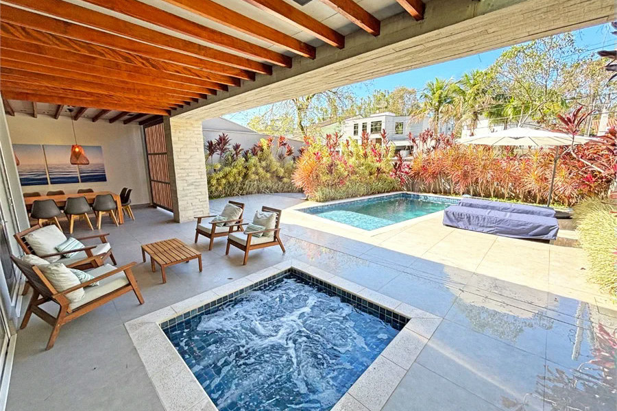 Casa à venda com 4 suítes em Riviera de São Lourenço, Bertioga, SP