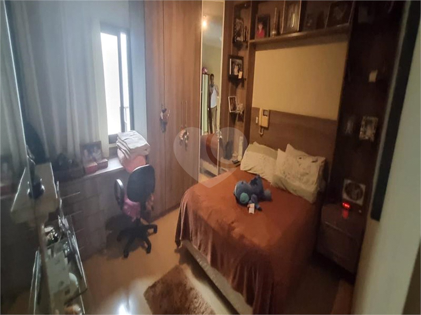Sobrado à Venda na Aclimação - 150 m² - 2 Salas, 3 Dorms, 2 Vagas.