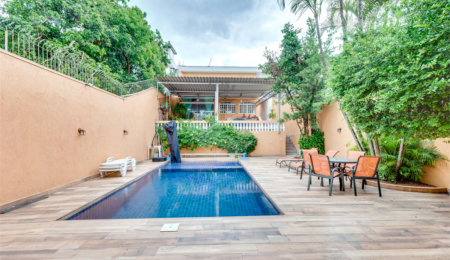Casa à venda com 4 quartos, sendo 1 suíte,  em Brooklin Paulista, São Paulo, SP