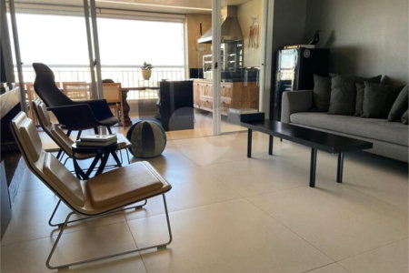 Apartamento à venda Mooca, 149m², andar alto, 3 suítes, 2 vagas, varanda gourmet, porteira fechada