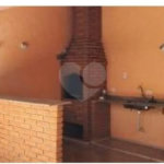 Casa com 205m² , 3 dormitórios , sendo todos suítes , 5 vagas , á venda no bairro Bangú em Santo André.