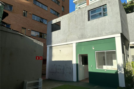 Excelente Casa Térrea Comercial em Região Nobre !!!