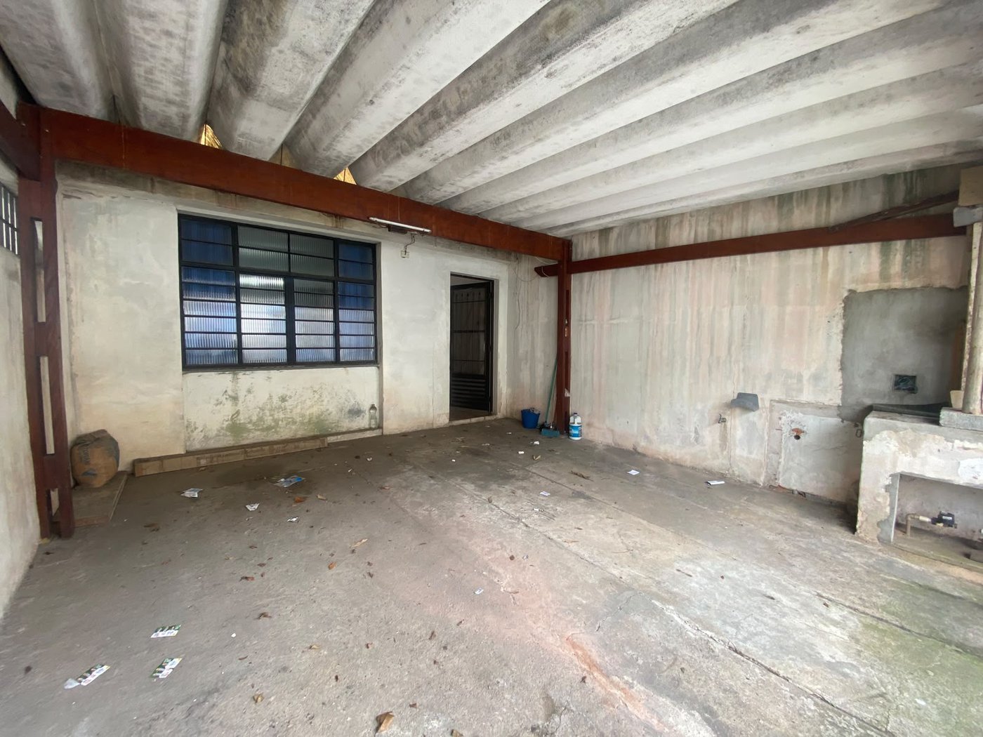 Casa à venda com 2 quartos em Jardim Alvorada, oportunidade para investidor