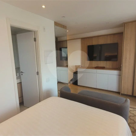 Studio sofisticado, totalmente mobiliado e pronto para morar