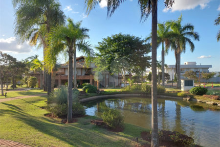 Terreno de 1400m² no Damha Golf com vista pro campo de Golf