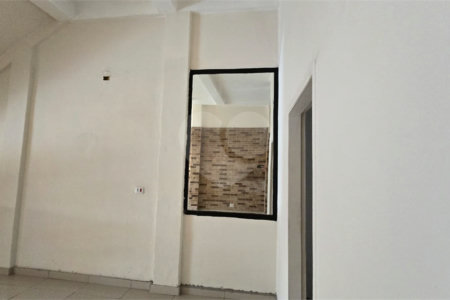 Salão 110m² comercial na Lucas Nogueira Garcez - Atibaia- SP