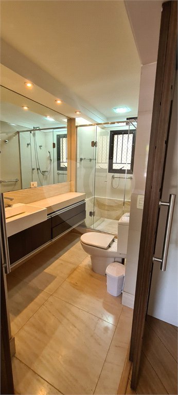 Apartamento à venda no Campo Belo com 110m², 03 dormitórios sendo 01 suite, 2 vagas - São Paulo/S