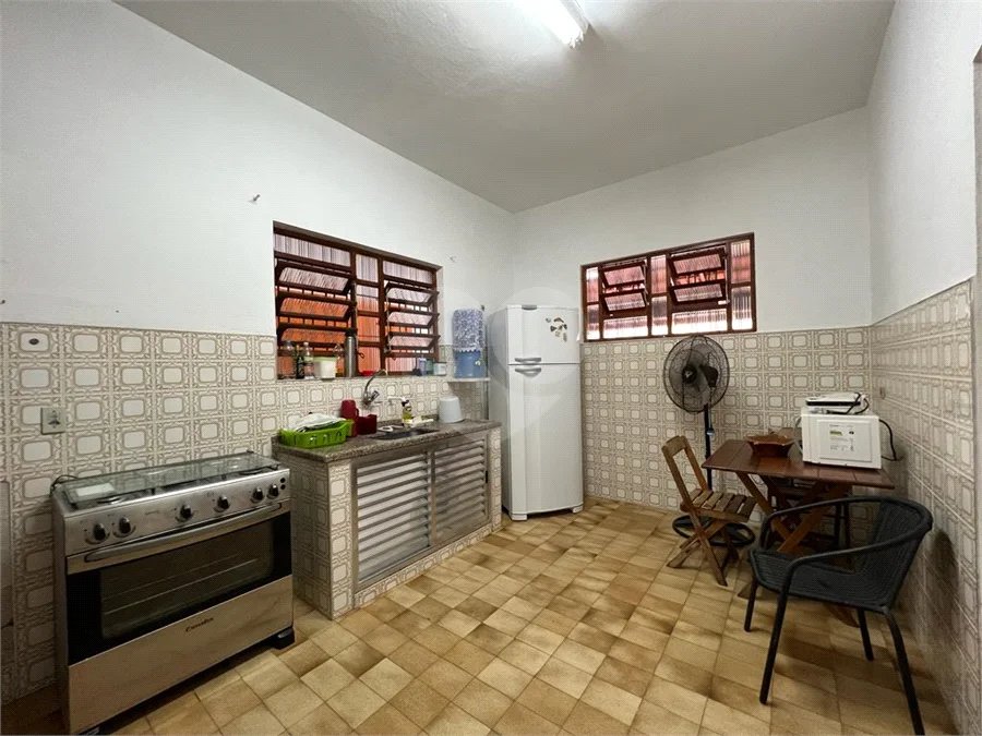 CASA NA PRAIA A POUCOS PASSOS DO MAR TERRENO AMPLO E EXCELENTE ESPAÇO PARA TODA A FAMÍLIA