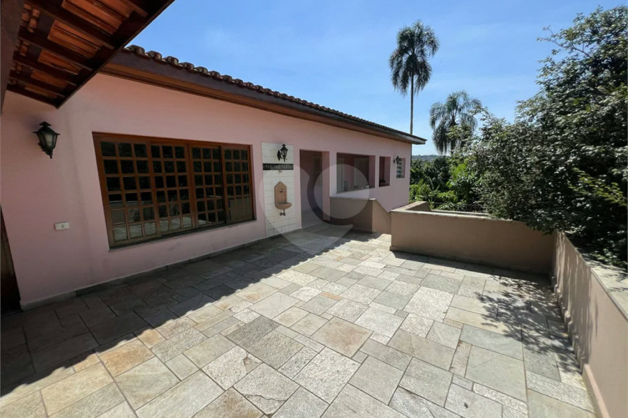 CASA TÉRREA ALTO PADRÃO NO TREMEMBE