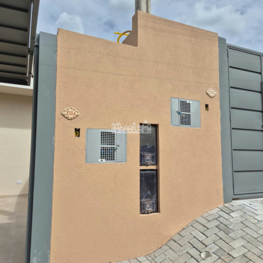 Casa à venda com 3 suítes em Vila Petrópolis, Atibaia, SP