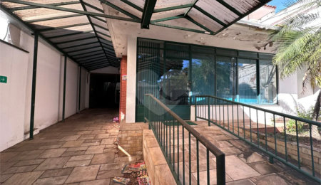 Casa para alugar com 8 quartos, sendo 2 suítes,  no Centro (ártemis), Piracicaba, SP
