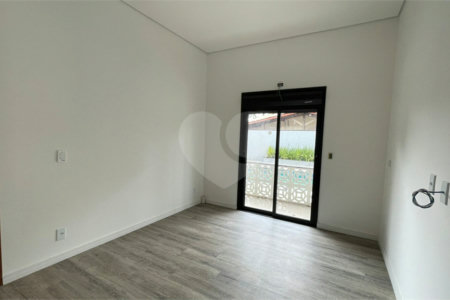 Casa térrea encantadora - Terreno 544m² (17 x 32m), com 198m² no Bairro Estância Brasil - Atibaia