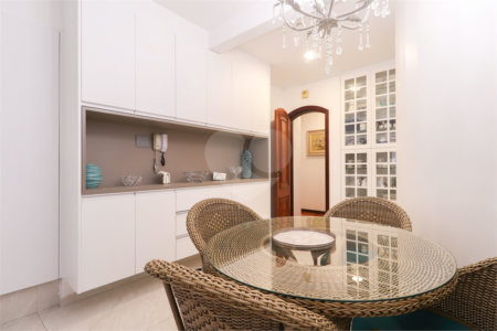 Apartamento à venda com 4 quartos, sendo 3 suítes, em Campo Belo, São Paulo, SP
