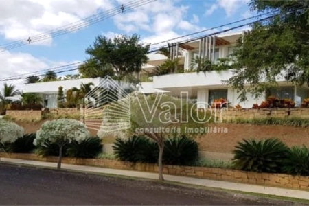 Casa de Alto Padrão no Damha I