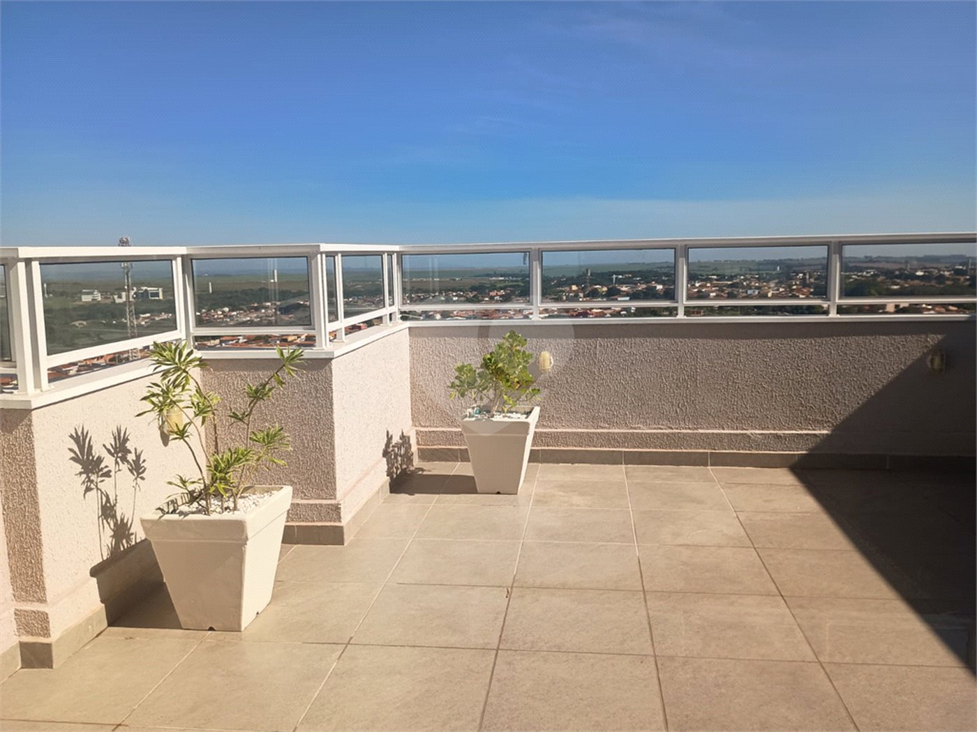 Apartamento Completo, Mobiliado e Pronto para Morar!