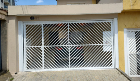 Sobrado à venda com 3 quartos, sendo 1 suíte, em Vila Santo Estéfano, São Paulo, SP