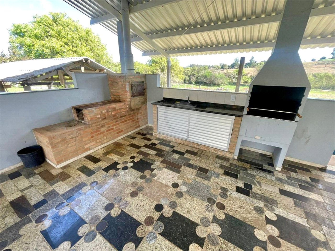 Chácara à venda no Jardim Ricardo Cézar