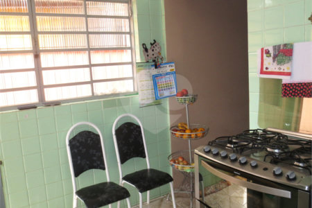 Sobrado Cial/Residencial à venda no Cambuci-220m2 construídos - 4 Quartos/12 vagas na garagem