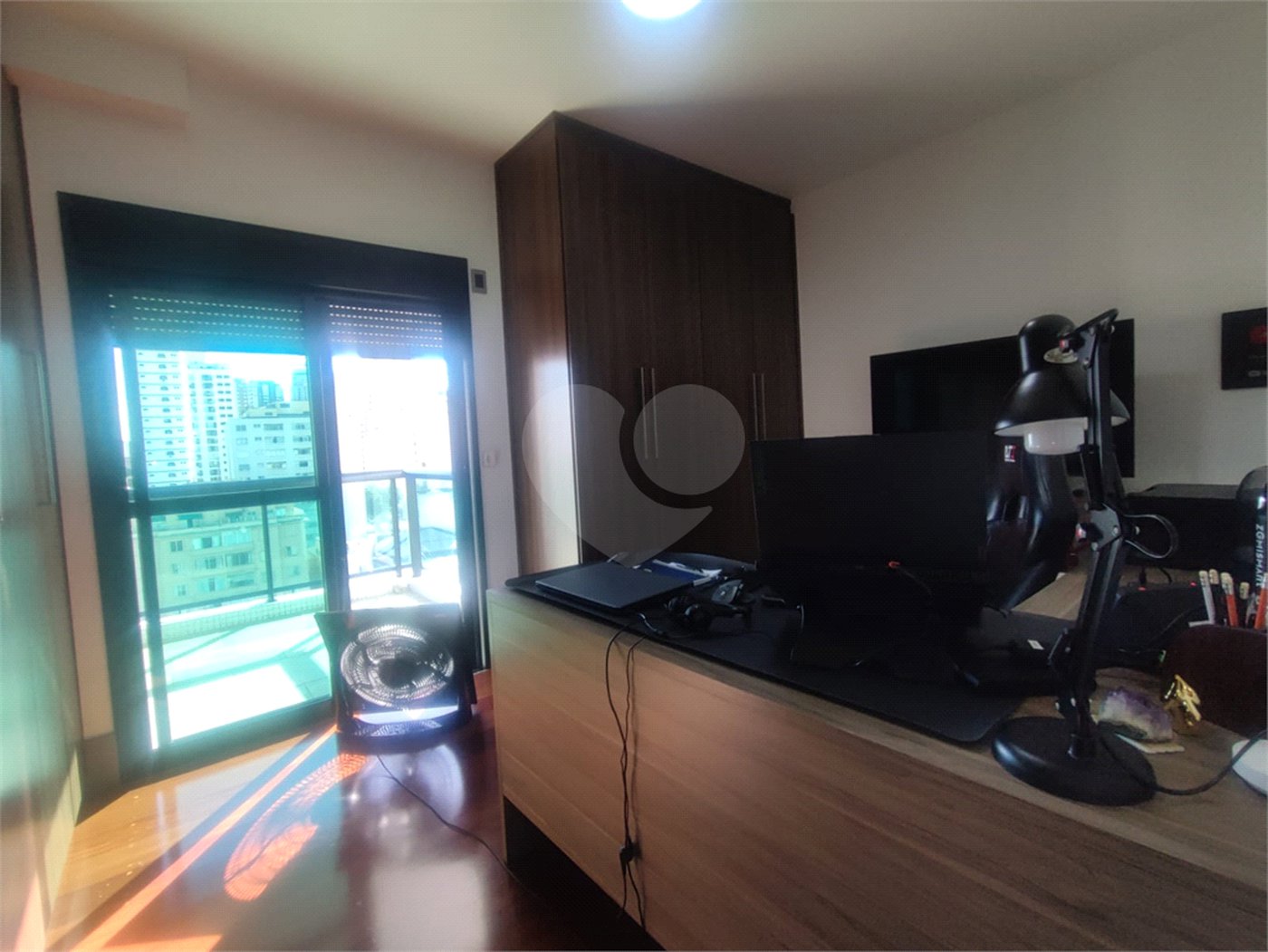 Apartamento à venda com 4 quartos, sendo 3 suítes, em Aclimação, São Paulo, SP