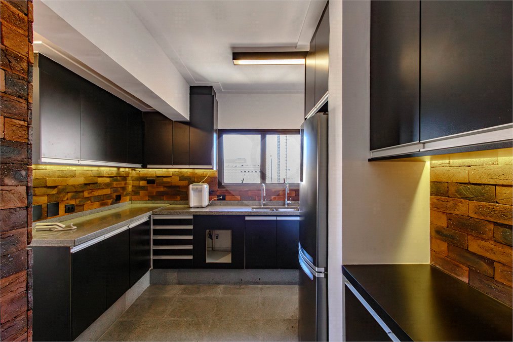 Apartamento à venda ou para alugar com 3 suítes em Itaim Bibi, São Paulo, SP