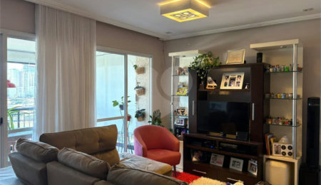 Apartamento à venda com 2 quartos, sendo 1 suíte,  em Vila Guarani (z Sul), São Paulo, SP