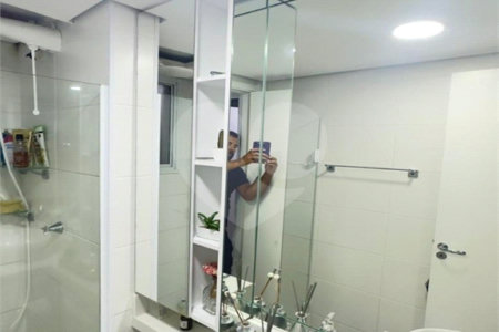 Apartamento com 40 m², 2 quartos, à venda no Cambuci