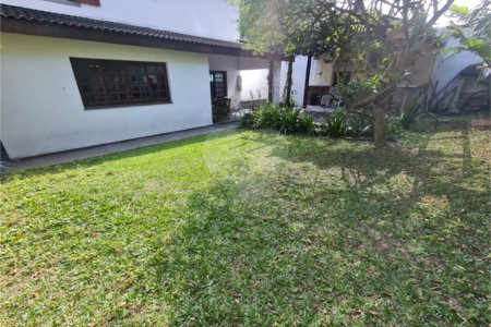 Sobrado à venda com 4 quartos, sendo 1 suíte, em Granja Julieta, São Paulo, SP