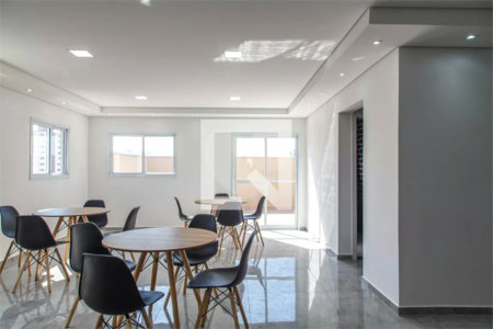 Apartamento com 35 m² 1 dormitório com Garden na Mooca.