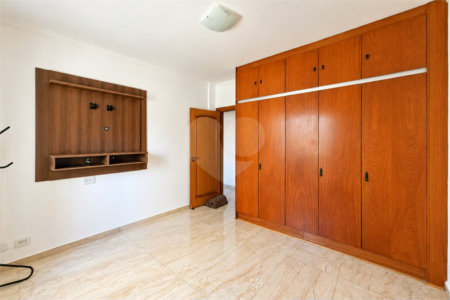 Apartamento à venda ou para alugar com 3 quartos, sendo 1 suíte, em Santo Amaro, São Paulo, SP