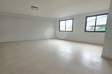Prédio Comercial para Locação no Jardim Santo Antônio em Valinhos/SP