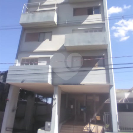 Apartamento no Condomínio Vila Rica.