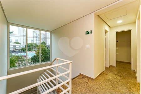 Prédio inteiro comercial á venda e locação na Vila Leopoldina.