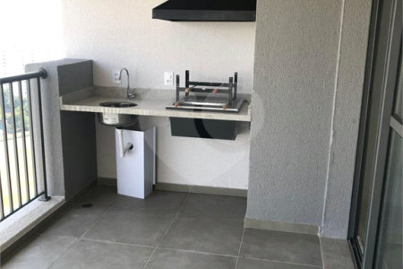 Lindo apartamento em excelente localização no Alto da Mooca, com 83m² com 3 dorms, sendo 1 suite, banheiro,lavabo,varanda gourmet, Aceita e estuda Permuta.