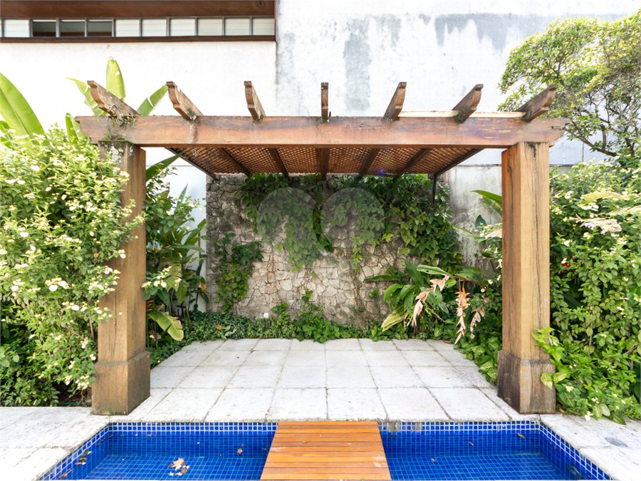 Casa com 4 quartos a venda Vila Nova Conceição, São Paulo - SP