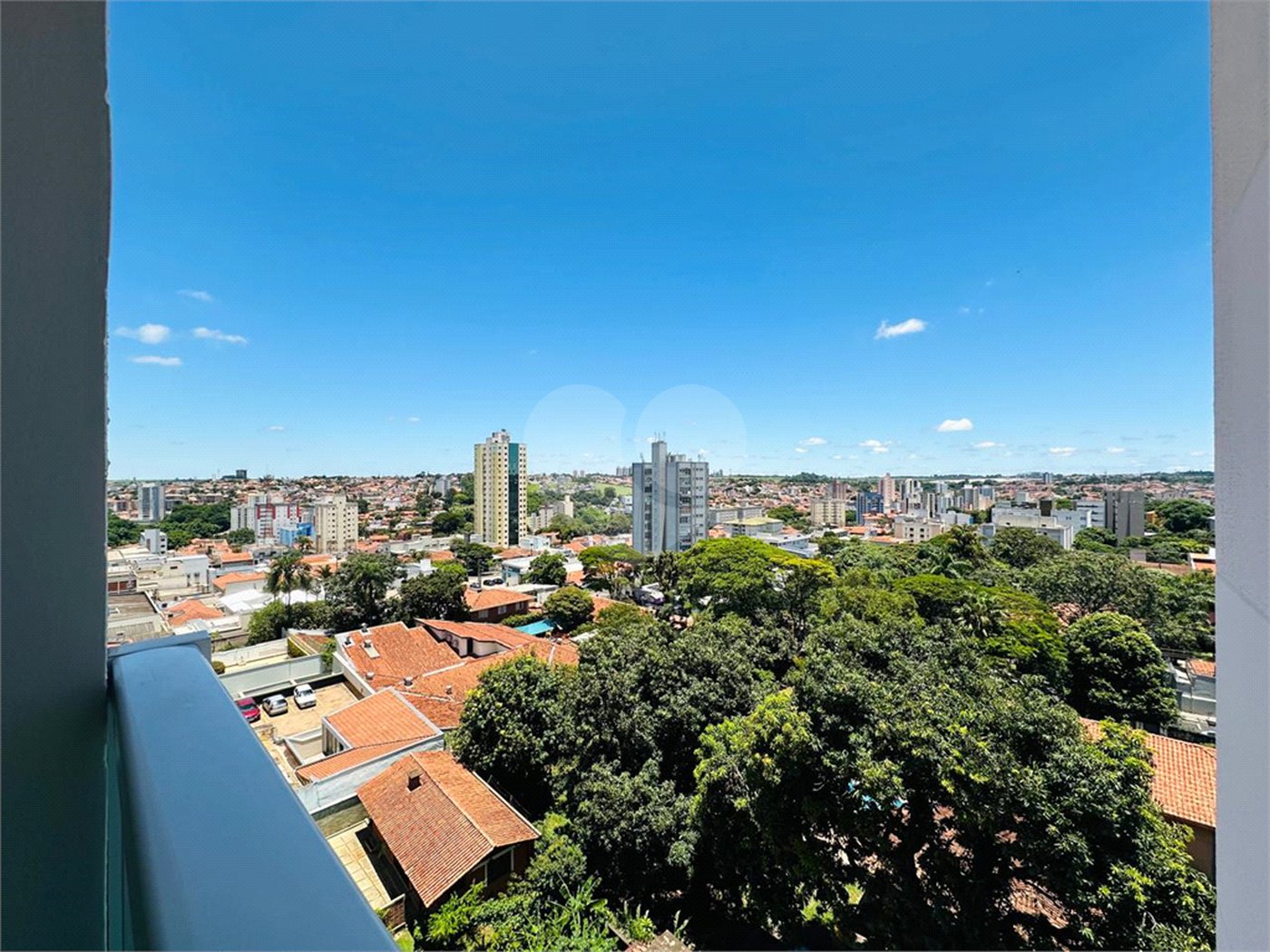 Apartamento com 2 dormitórios, sendo 1 suíte