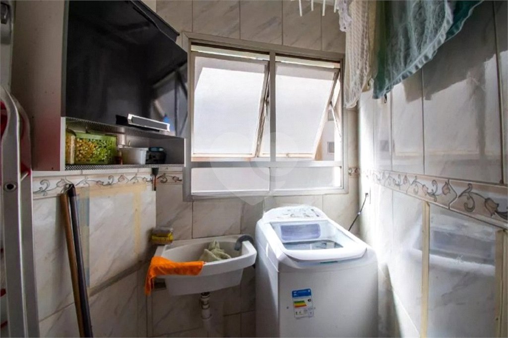 Apartamento no Edifício monte Videl