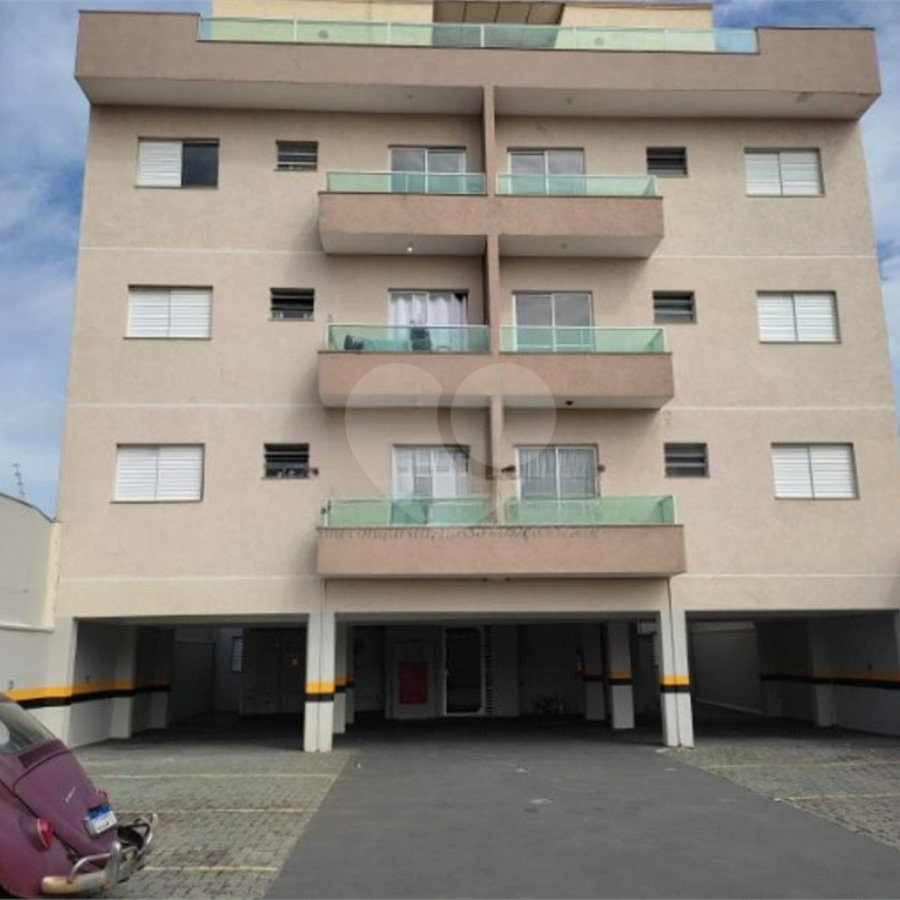 Apartamento no Condomínio Vila Urbana.