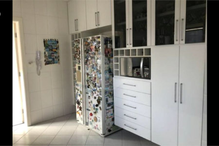 Apartamento à venda no Paraíso de 303m² com 4 suítes e 4 vagas.