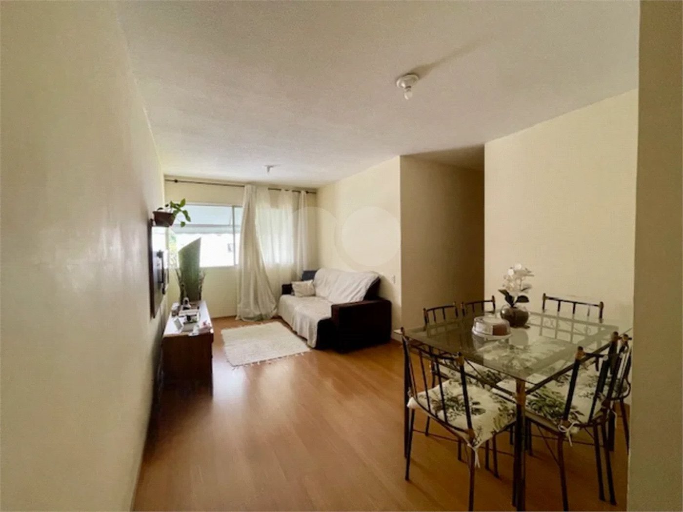Apartamento com 3 dormitórios e 1 vaga fixa, em região tranquila perto da Av. Washingtonís e de diversos serviços. Ideal para quem quer morar bem e com comodidade.