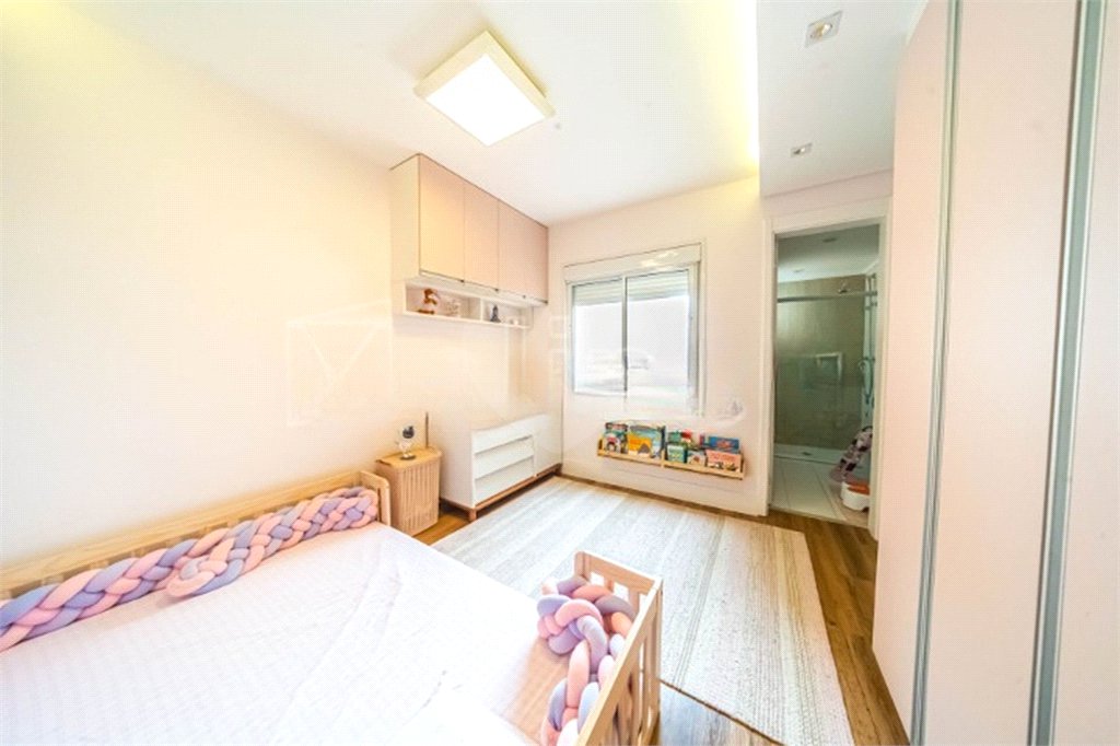 Apartamento na Mooca com 204m² com sacada gourmet com 4 suítes e 4 vagas condominio clube Aceita Permuta
