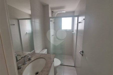 Apartamento à venda em Vila Gumercindo – 55m²