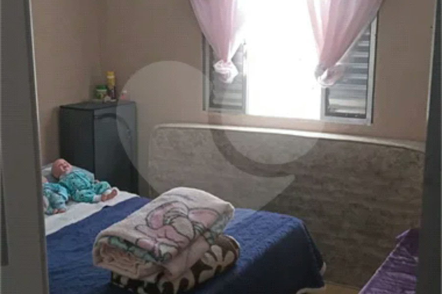 Térrea 02 dormitórios, localização privilegiada. Próximo a tudo