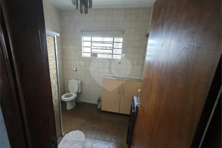 Casa térrea, 2 dormitórios com salão comercial Jd. Nova São Carlos