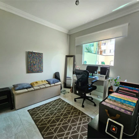 APTO TERREO COM QUINTYAL AMPLO, 2 QUARTOS 1 SUITE ,R$ 440 MIL