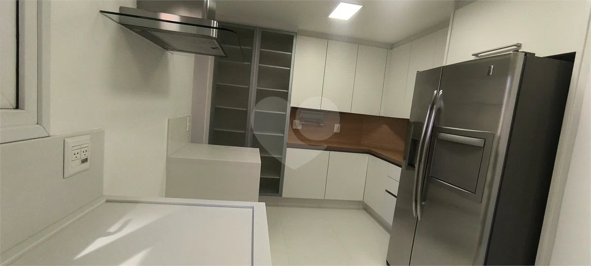 Apartamento à venda no Jardim América 2 Suítes e 3 vagas - 157 m²