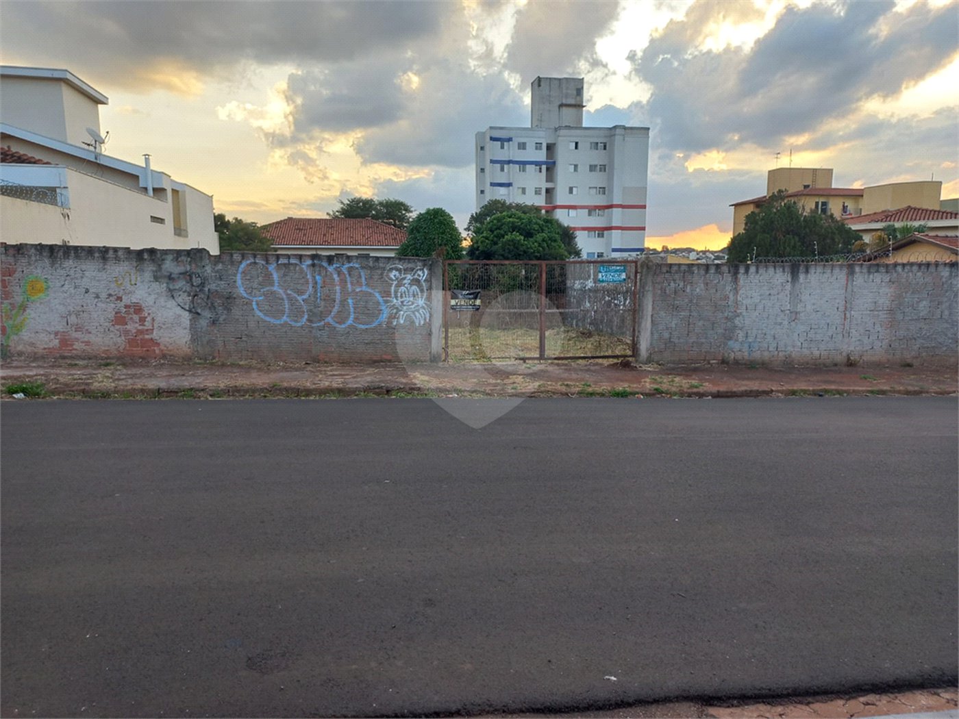 Terreno com 600,00 m².