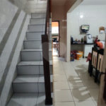 CASA A VENDA NO BAIRRO NOVO HORIZONTE COM 200M², 4 DORMITÓRIOS, 2 BANHEIROS, 2 VAGAS, SJC