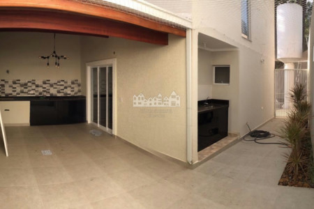 Casa à venda com 2 quartos em Jardim Imperial, Atibaia, SP
