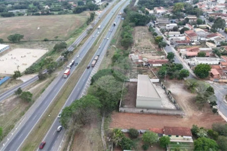 TERRENO 562 M² EM ATIBAIA, PARA USO COMERCIAL E INDUSTRIAL, EXCELENTE LOCALIZAÇÃO