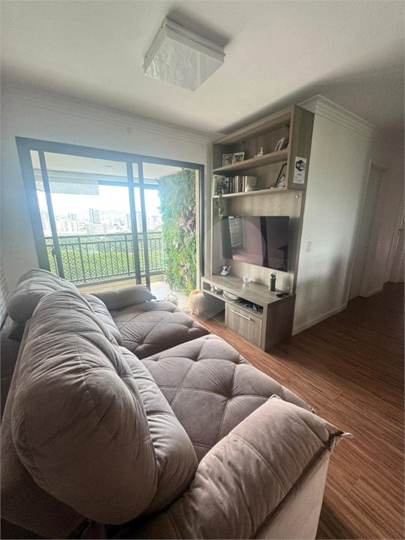 Apartamento com 69m² à venda na Moóca, 3 dormitórios, 1 suíte, 2 vagas, andar alto com vista livre, lazer completo
